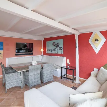 Madora La Asomada Holiday home *